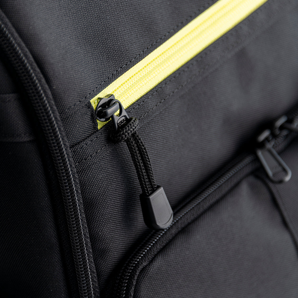NuLAND ＜L＞ ブラックxイエローライン